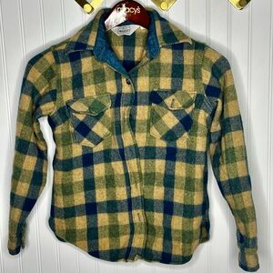 Vintage Woolrich Women’s blue and cream plaid jacket